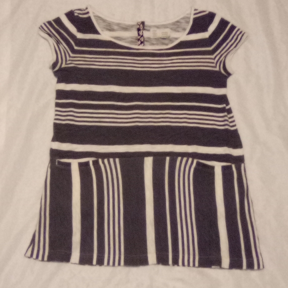 Tops - Gray and white Blouse